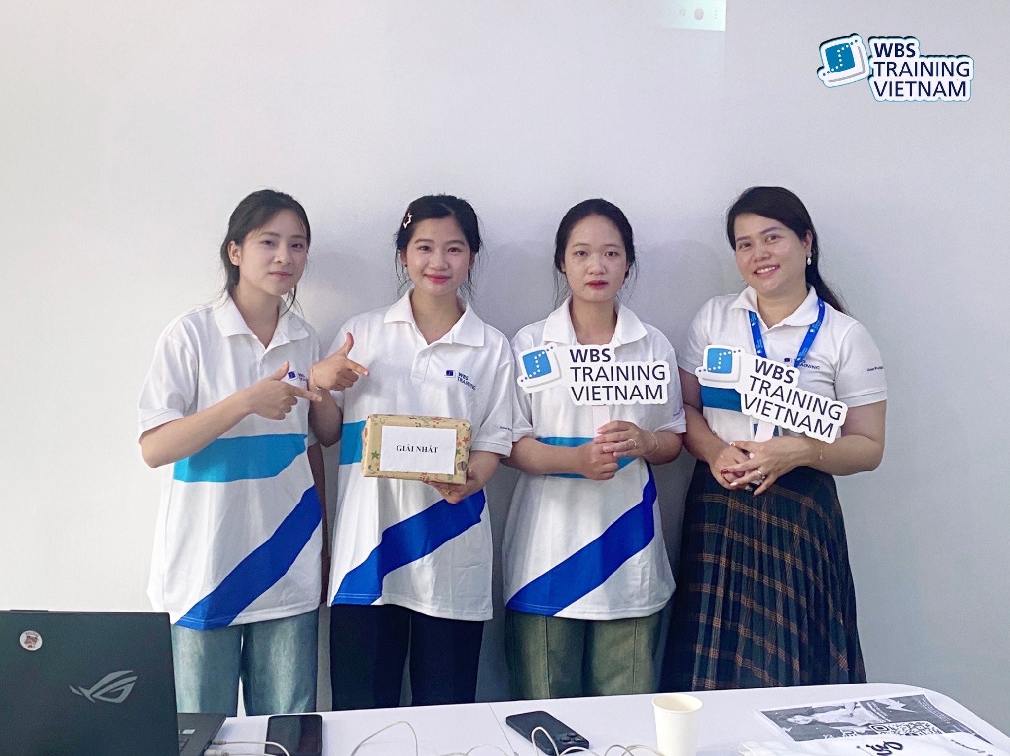 Học viên WBS Phạm Văn Đồng