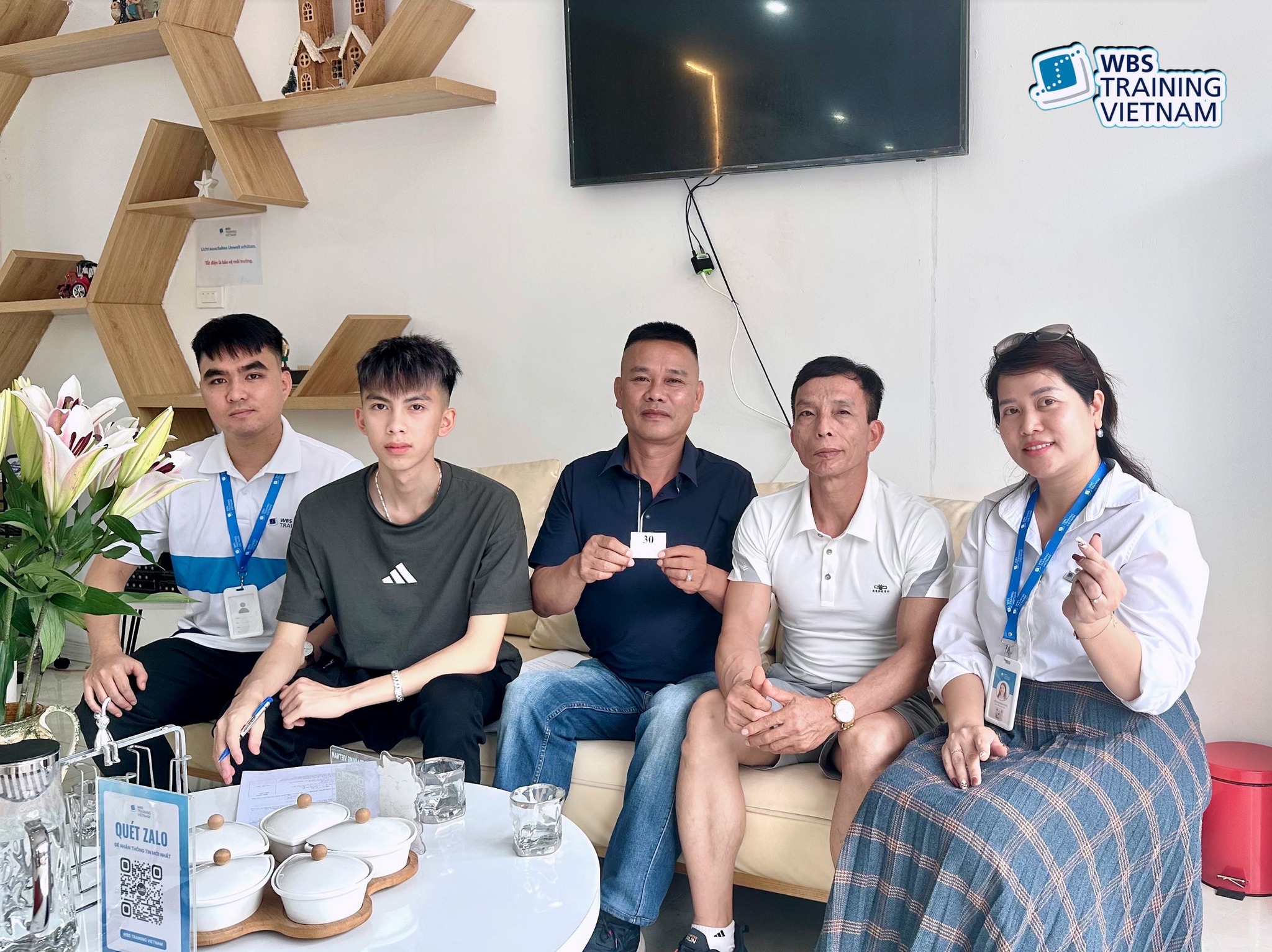 Phụ huynh bốc thăm tại WBS